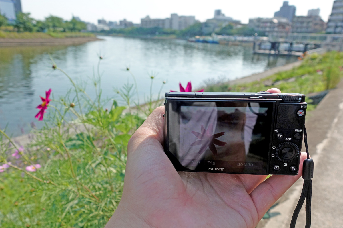 RX100M6 タッチパネル