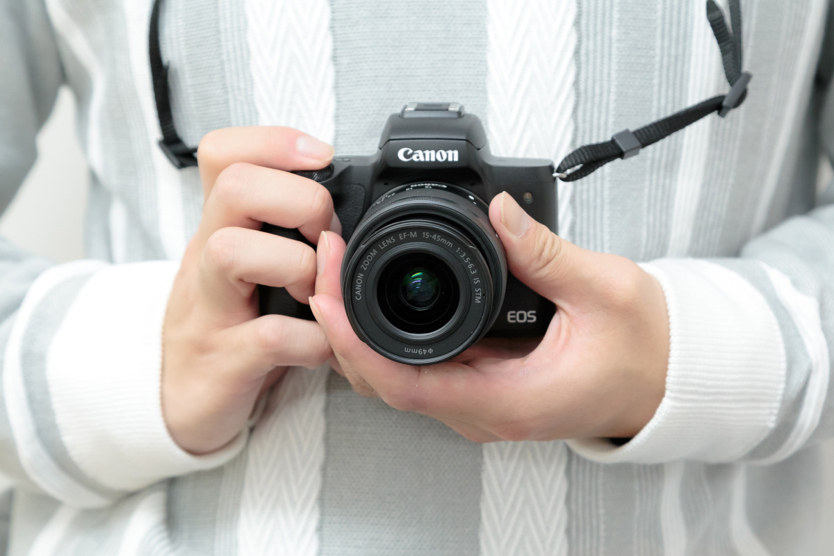 写真 手ブレ 抑える