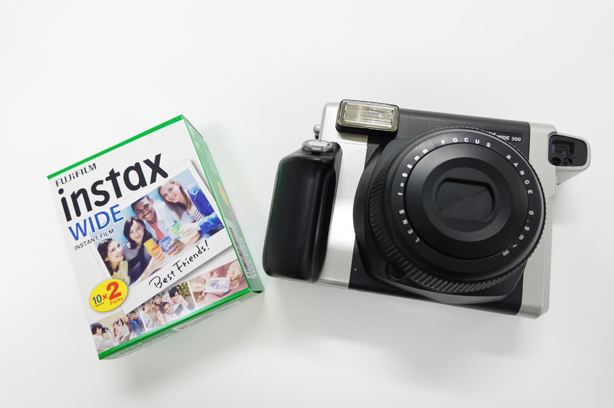 チェキ instax WIDE300