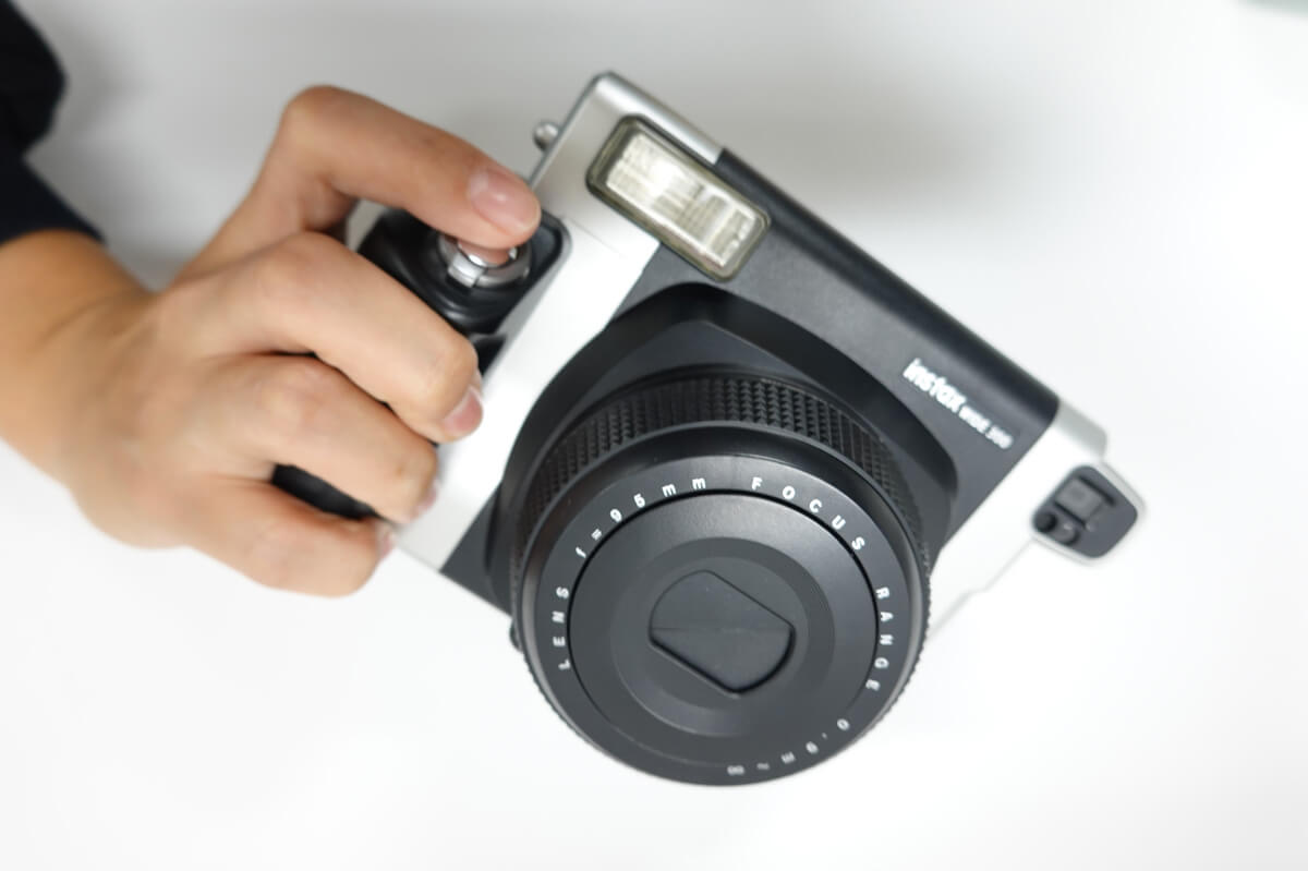 チェキ instax WIDE300の使い方を写真で解説