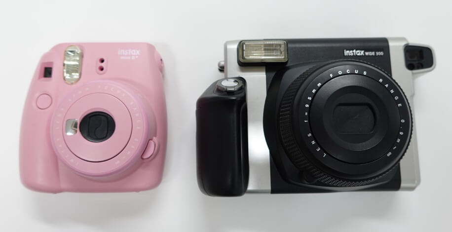 チェキ instax WIDE300を使ってわかった気になるデメリット　カメラ自体が大きく重い