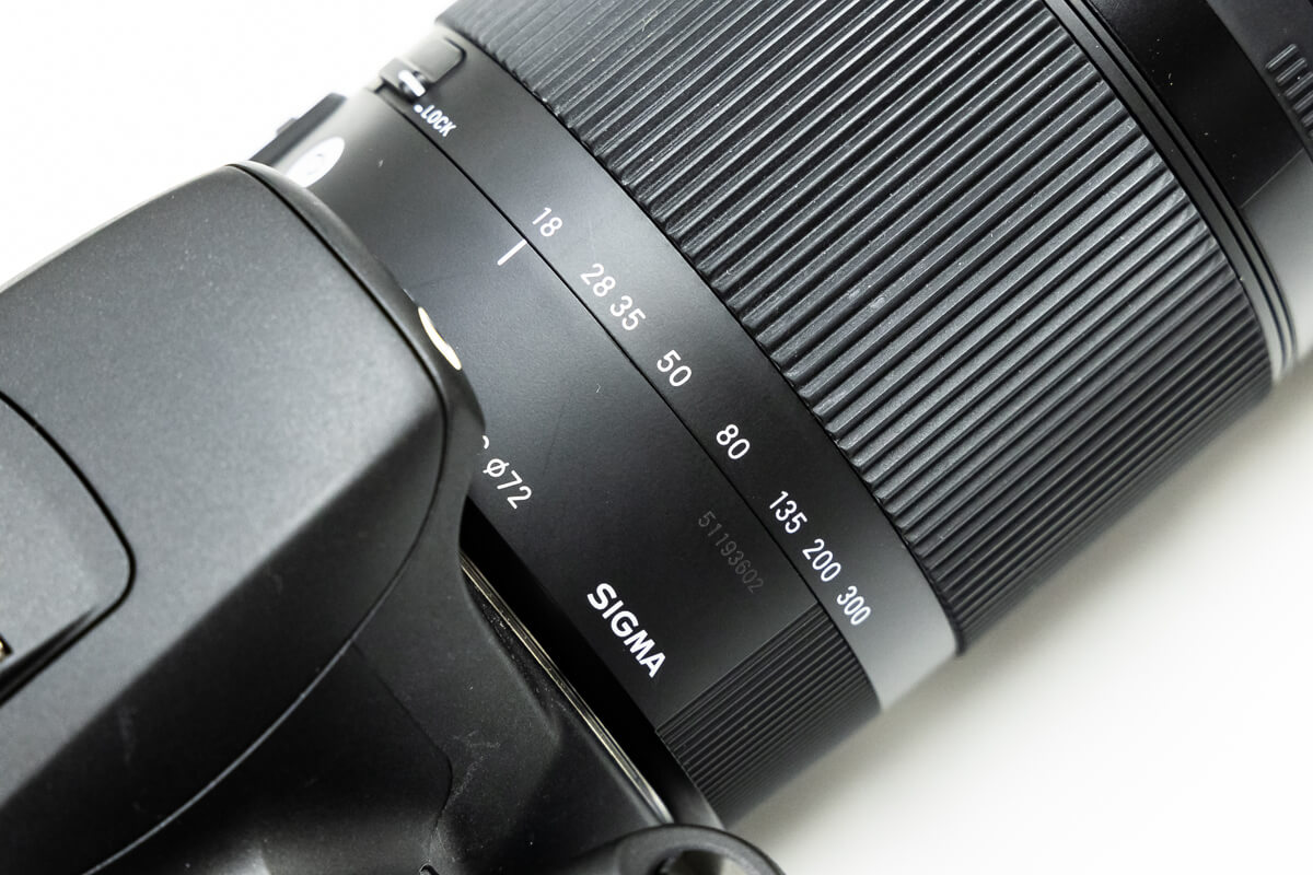 SIGMA 18-300mm F3.5-6.3 DC MACRO OS HSM 焦点距離