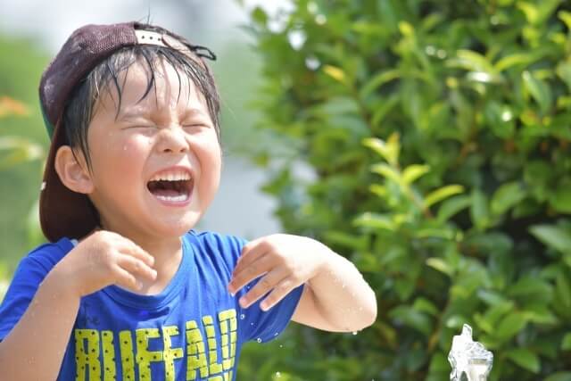 子どもは熱中症になりやすい！夏のお出かけの注意点