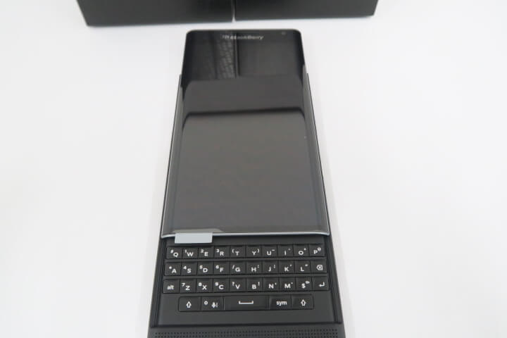 物理キー付き個性派スマホ「BlackBerry」5機種を実際使って徹底 物理キー付き個性派スマホ「BlackBerry」5機種を実際使って徹底