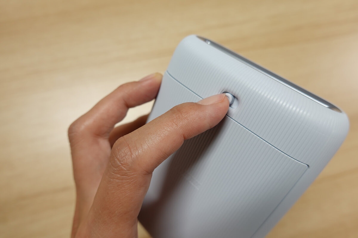 「チェキ instax mini Link」を実際に使って使い方を解説 本体の使い方