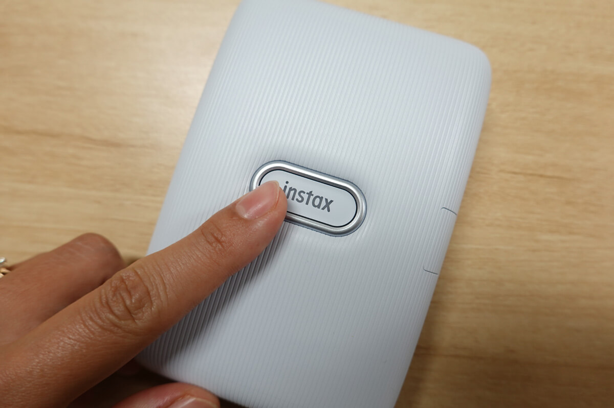 「チェキ instax mini Link」を実際に使って使い方を解説 本体の使い方