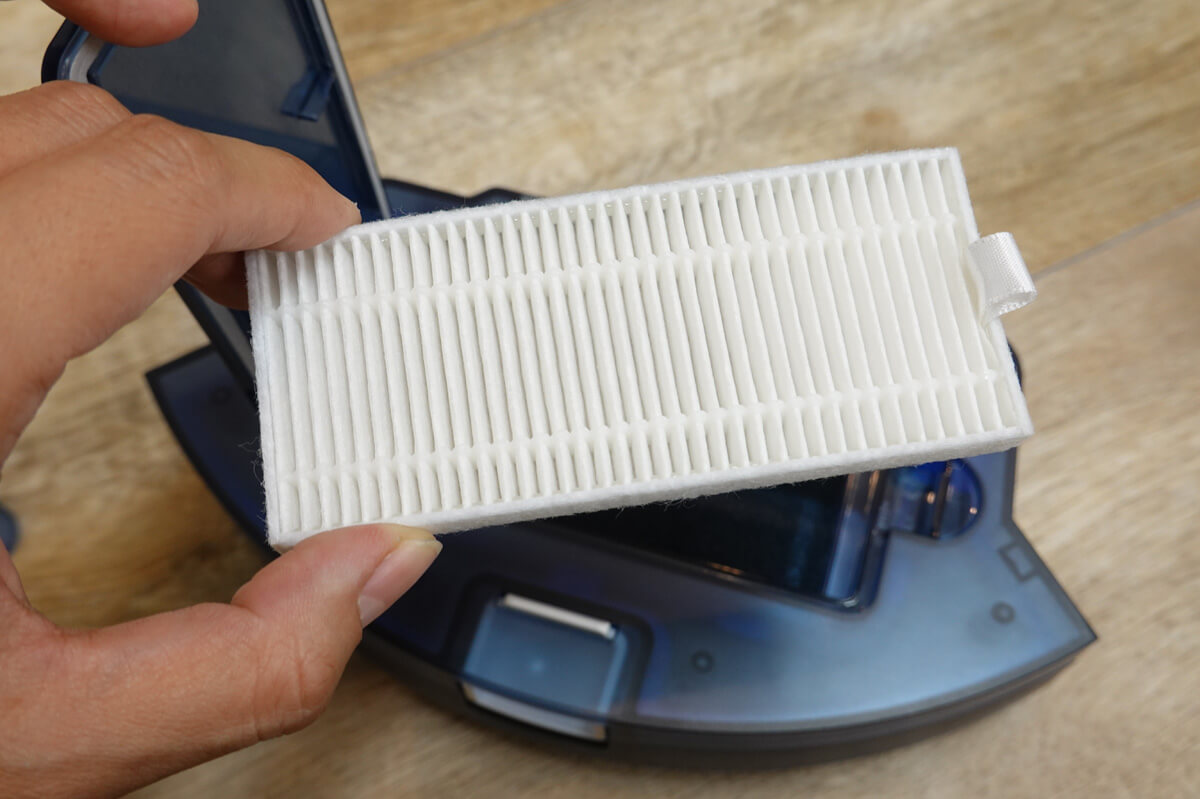 Anker Eufy RoboVac 11Sを実際に使ってレビュー Eufy RoboVac 11S ダストボックス・フィルター