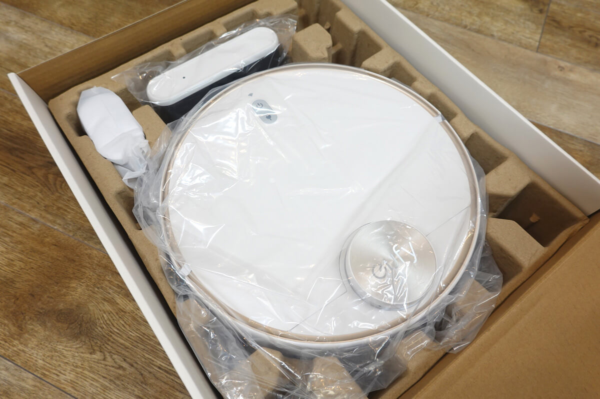 Anker Eufy RoboVac L70 Hybridを実際に使ってレビュー RoboVac L70 Hybridを開封