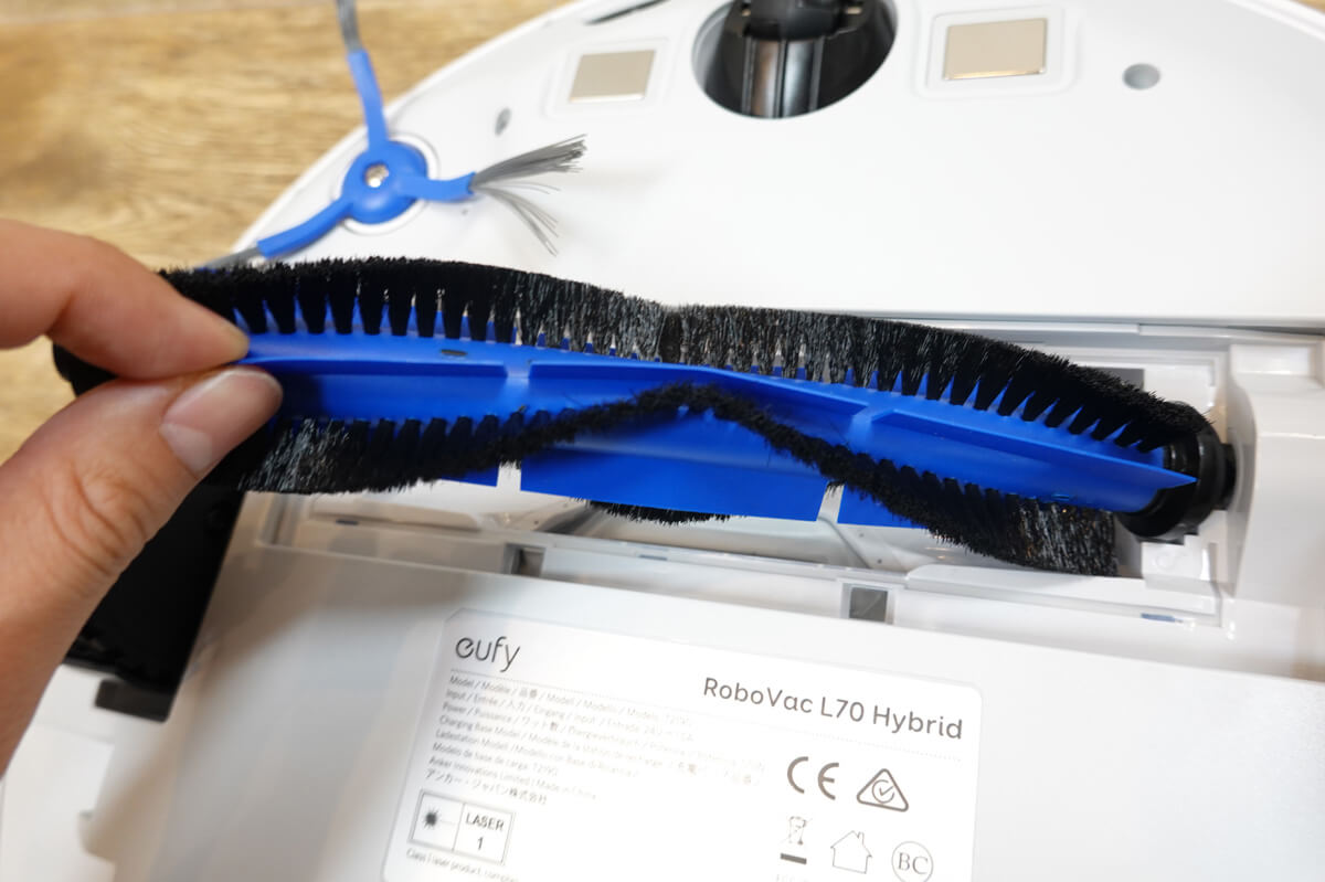 Anker Eufy RoboVac L70 Hybridを実際に使ってレビュー Eufy RoboVac L70 Hybrid 外観レビュー 裏面