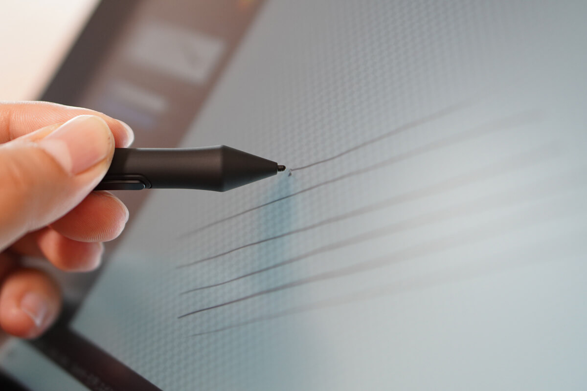 Wacom One 13の描き心地を検証 視差