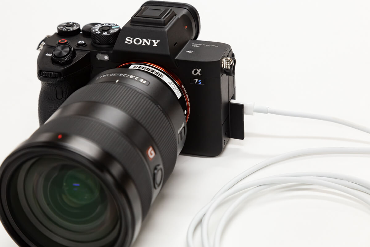 SONY α7S III USB給電