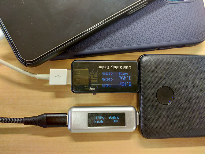 Anker PowerCore Slim 10000 PD 20Wの同時接続時の出力