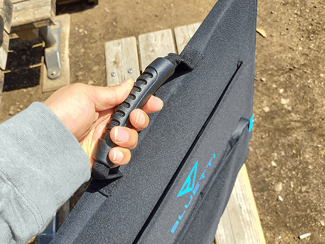 BLUETTI 200W ソーラーパネル(SP200)の取っ手