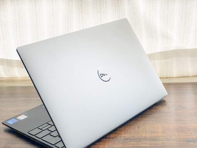 DELLのXPS 13 OLEDモデルの特長
