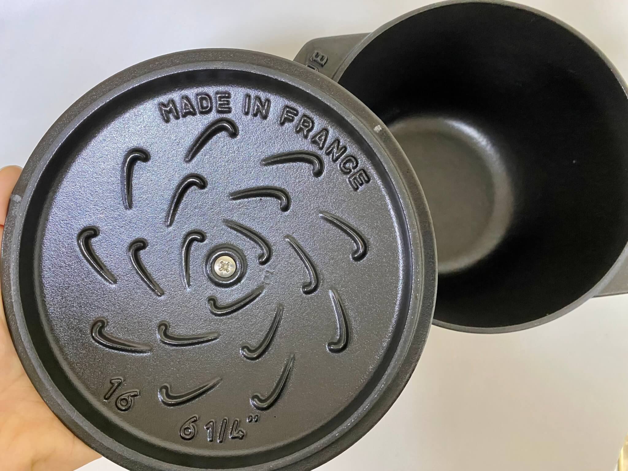staub ストウブ ラ ココット de GOHAN