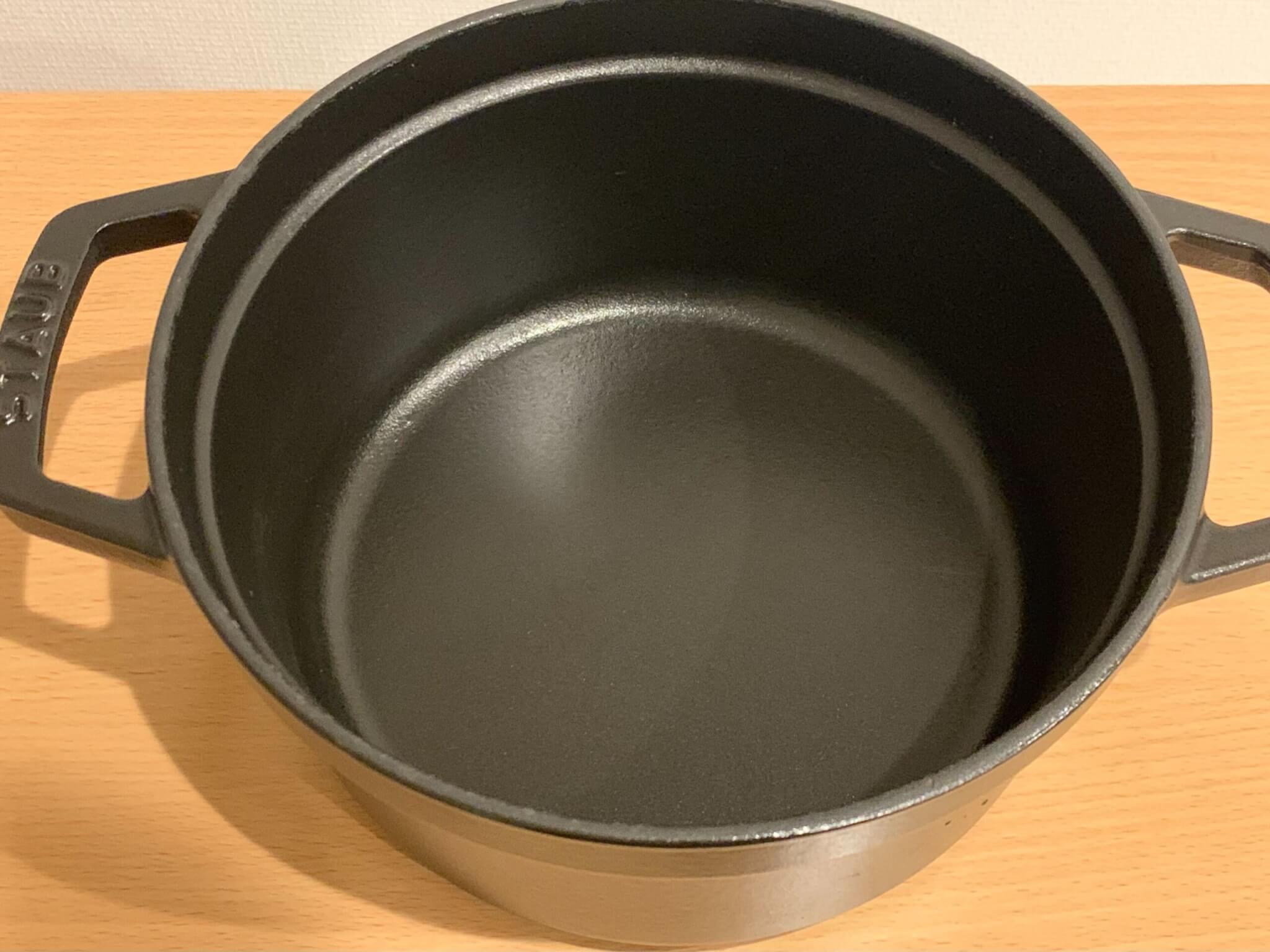 staub ストウブ ピコ ココット ラウンド　エマイユ加工