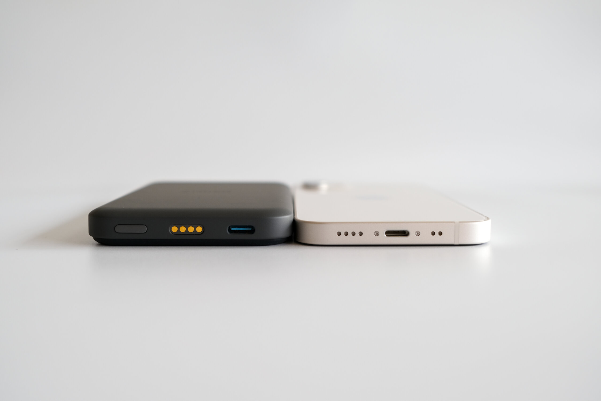 Anker 633 Magnetic Wireless Charger (MagGo)　軽量・薄型