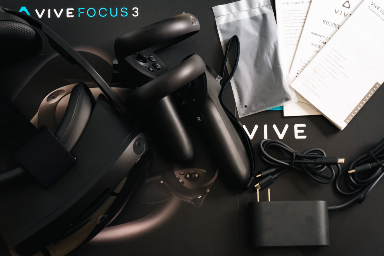HTC VIVE Focus 3の同梱品