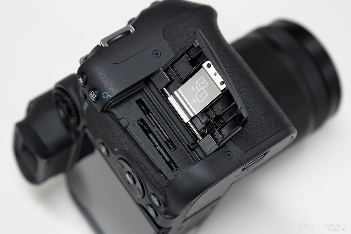 Canon EOS R7 ダブルスロット
