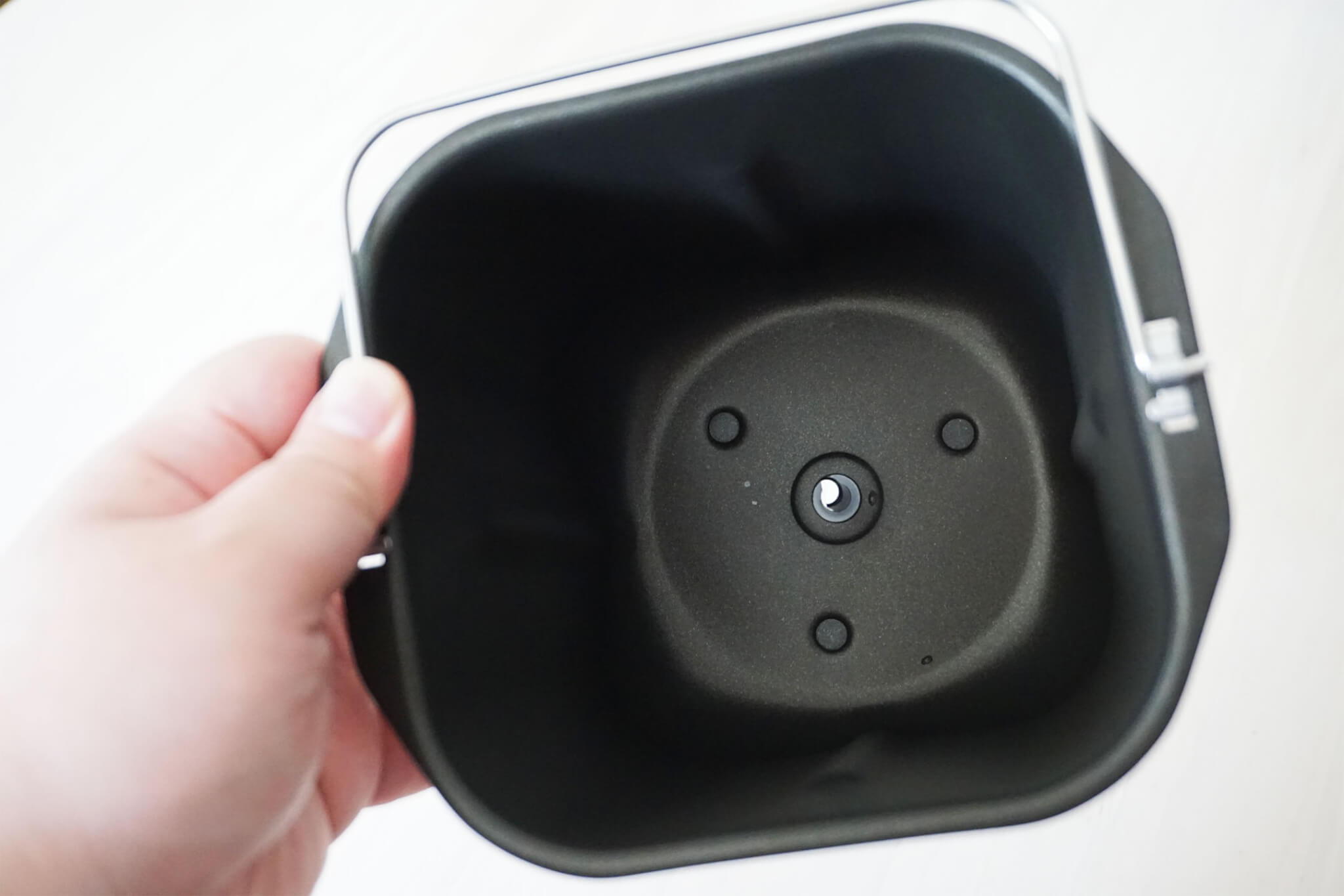シロカ「おうちベーカリー ベーシック プラス SB-2D151」のパンケース内部