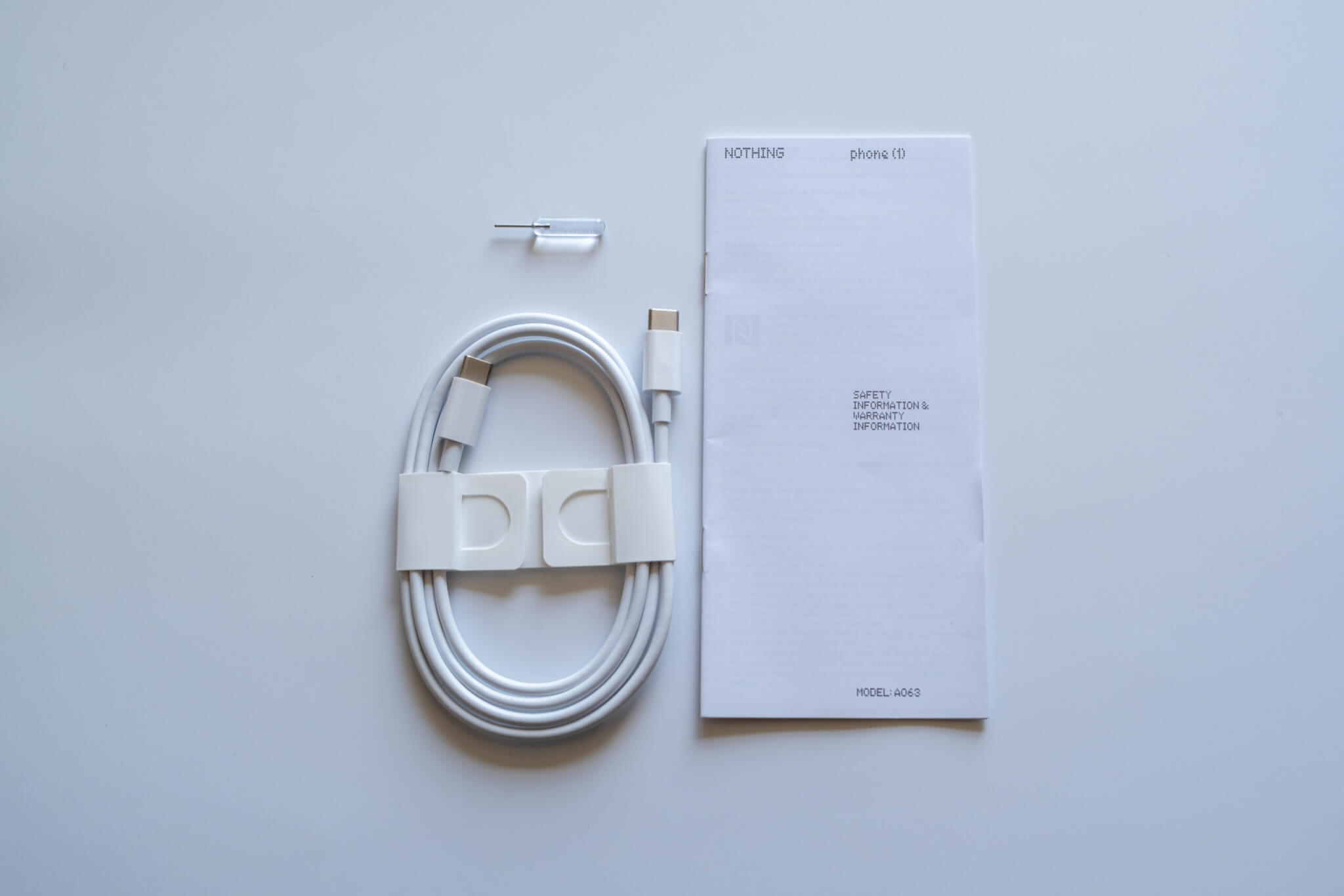 Nothing Phone (1)の同梱物