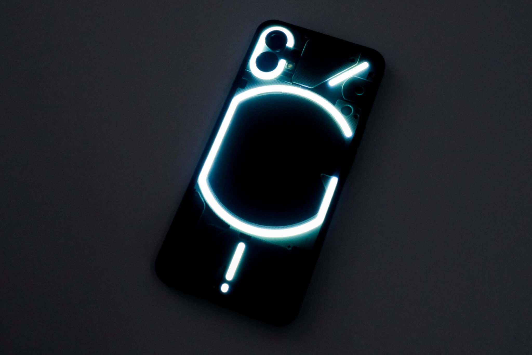 Nothing Phone (1)　Glyph Interface (グリフインターフェース)