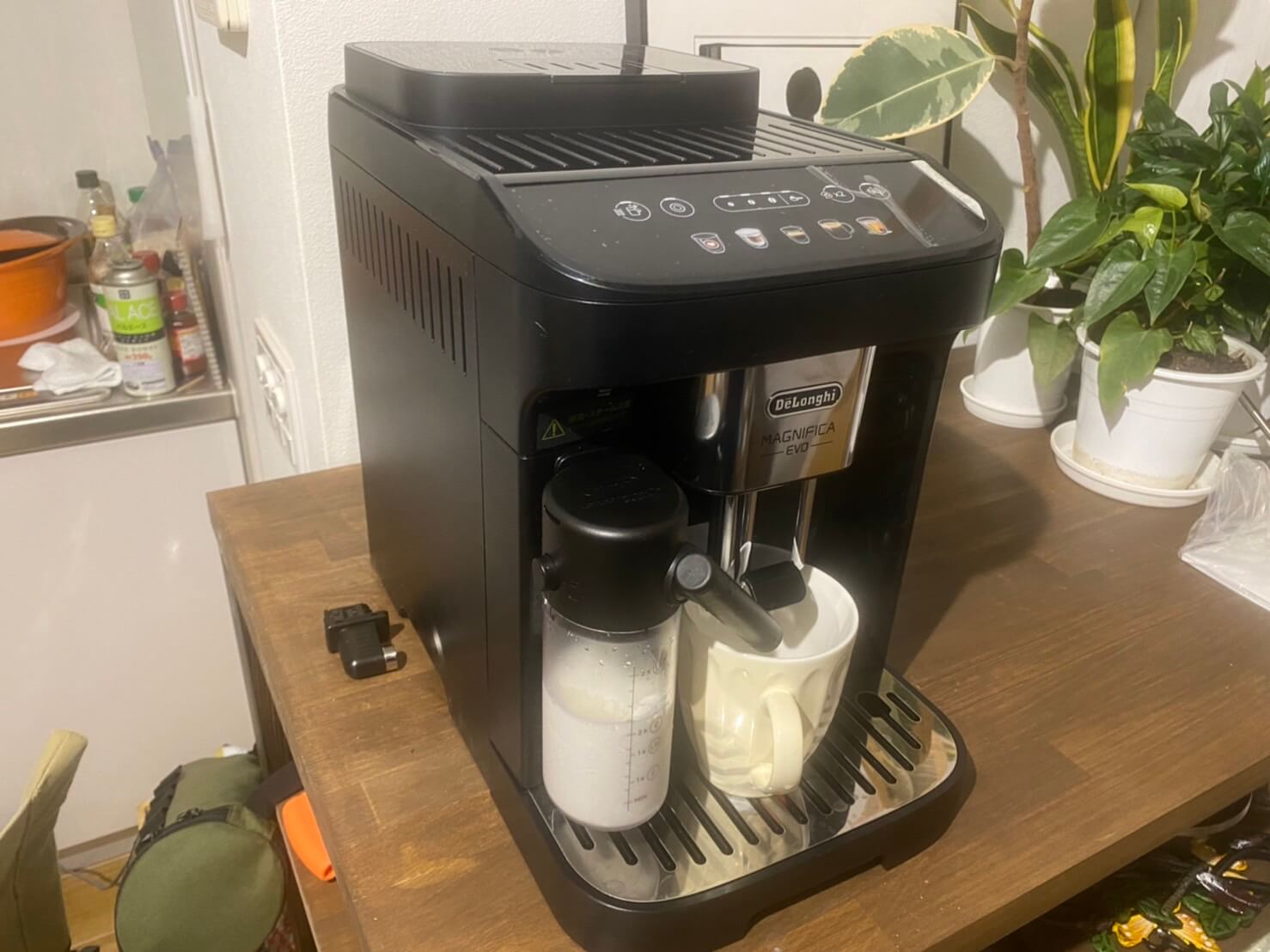 使って良ければ自腹で買います！！レンティオで家電レンタルライターはじめました（5歳） デロンギ マグニフィカ イーヴォ 全自動コーヒーマシン （ECAM29064B）