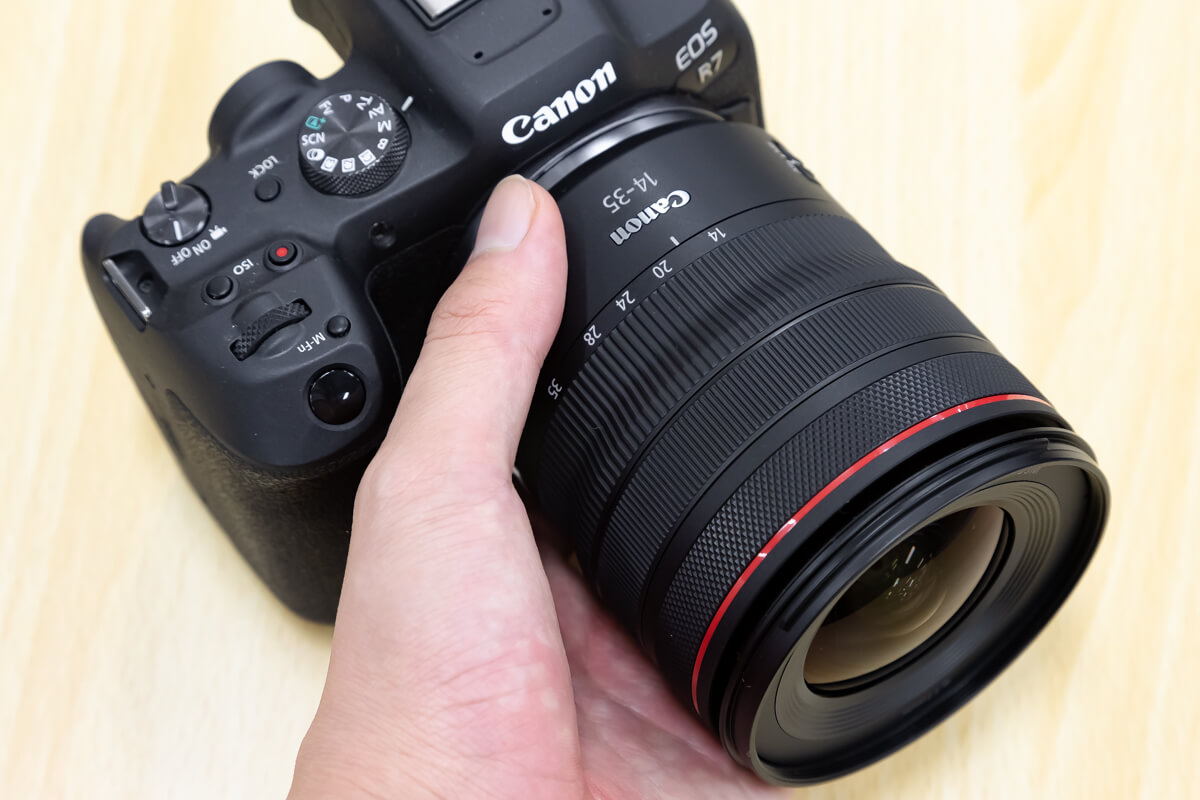 Canon RF14-35mm F4L IS USM 小型・軽量