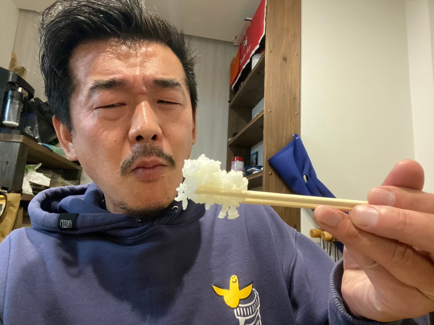 炊飯器頂上決戦！話題の炊飯器4台を食べ比べしてみた。（5歳）【1台目】長谷園×siroca かまどさん電気 SR-E111 3合炊き　いざ実食！