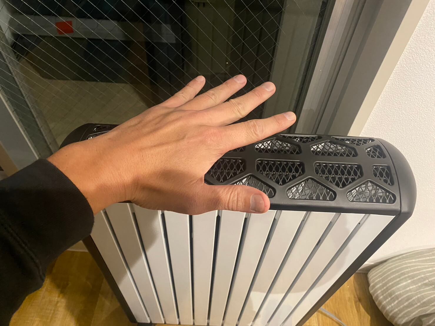こりゃいいぞ！使って良かった超便利な家電4選！ デロンギ マルチダイナミックヒーター 10~13畳用