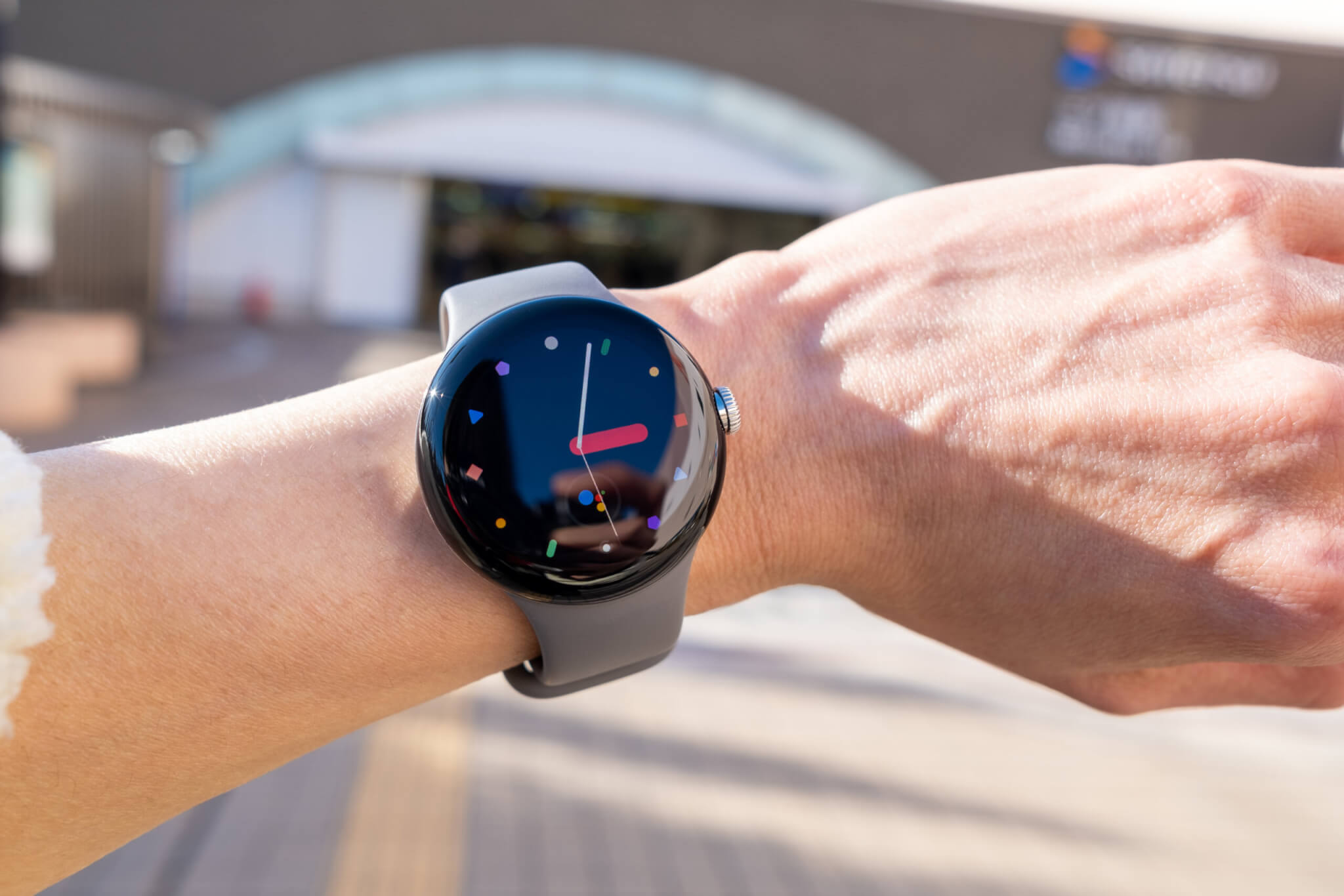 Google Pixel Watch Suicaは使えるが定期利用はできない