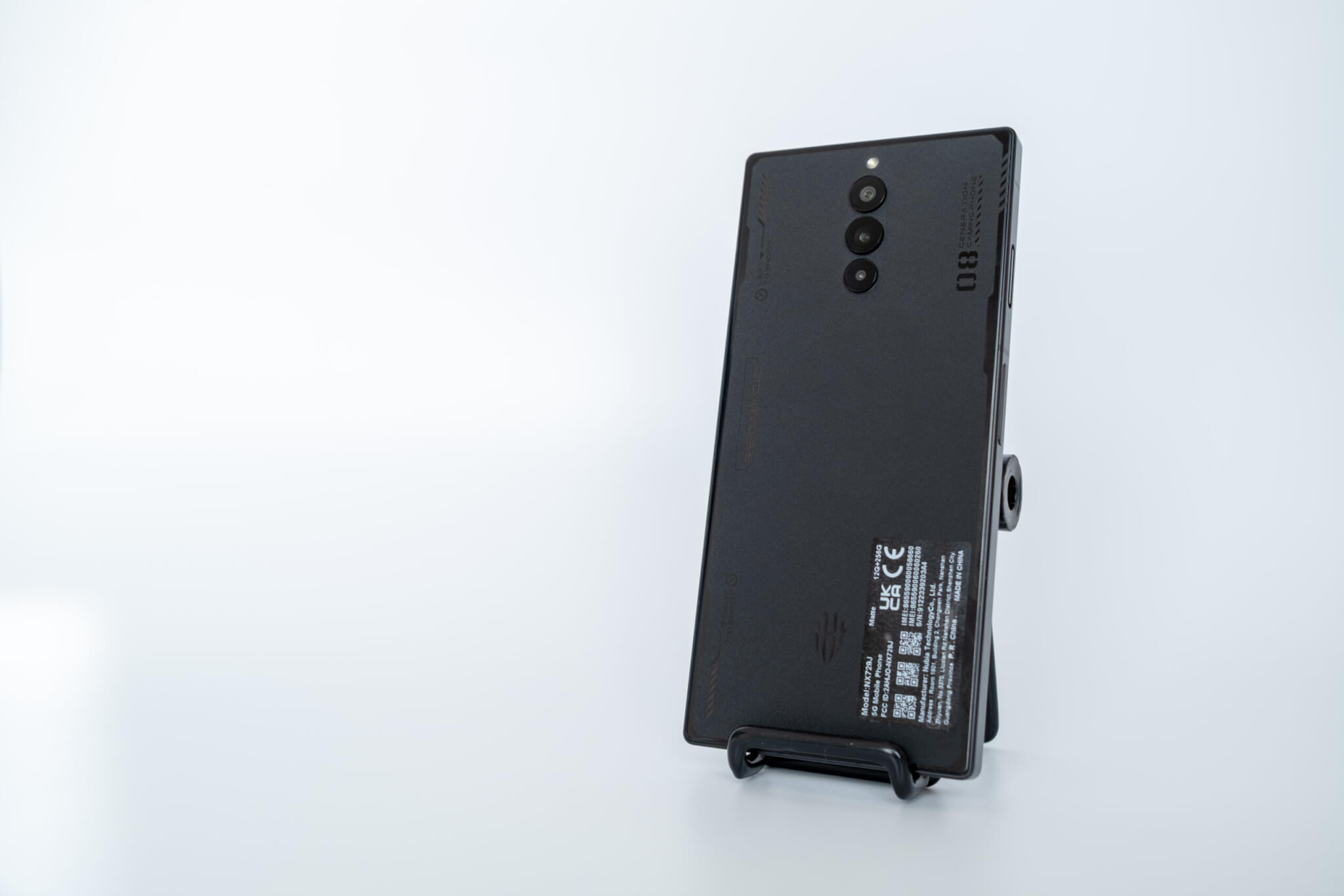 REDMAGIC 8 Proは通常のスマホとして使えるの？