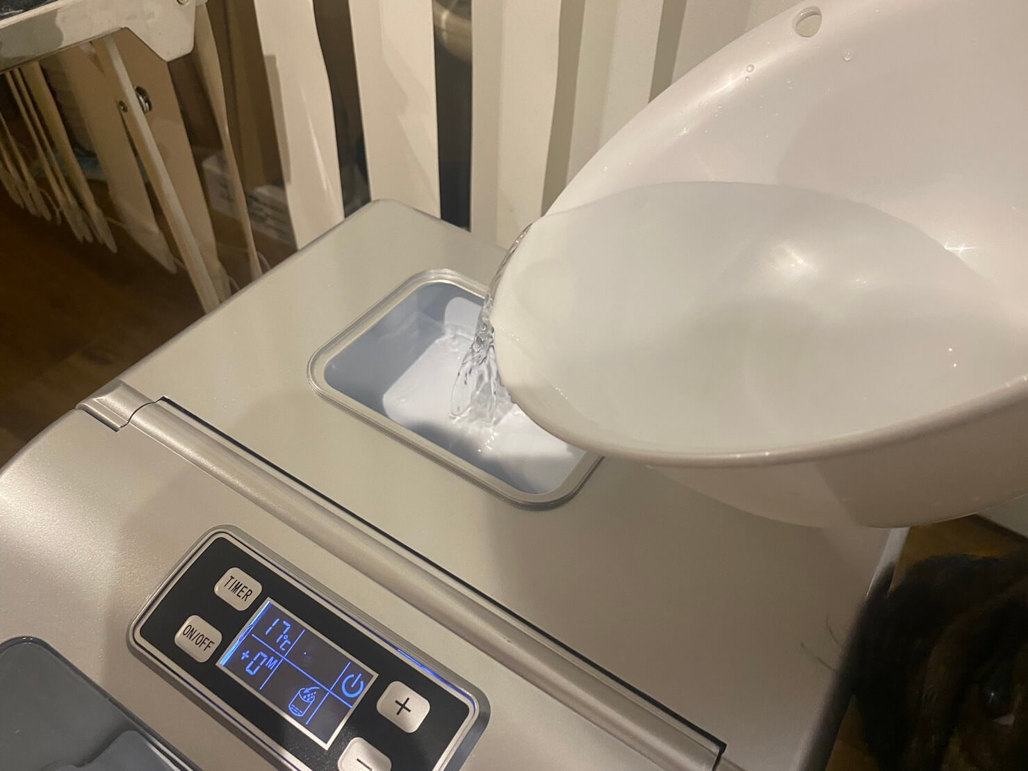 家電ライター5歳の自腹企画！めっちゃ便利調理家電を使ってみた【3台目】ROOMMATE 高速製氷機 RM-100H 