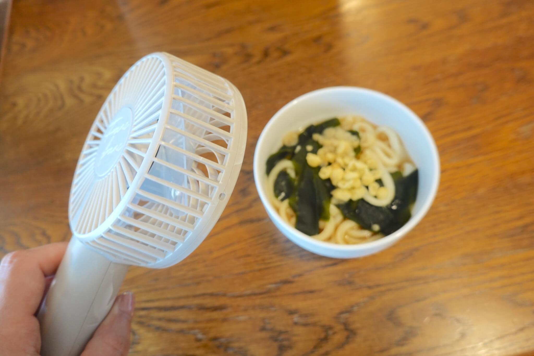 フランフランハンディファン　小型でどこでも持ち運べる