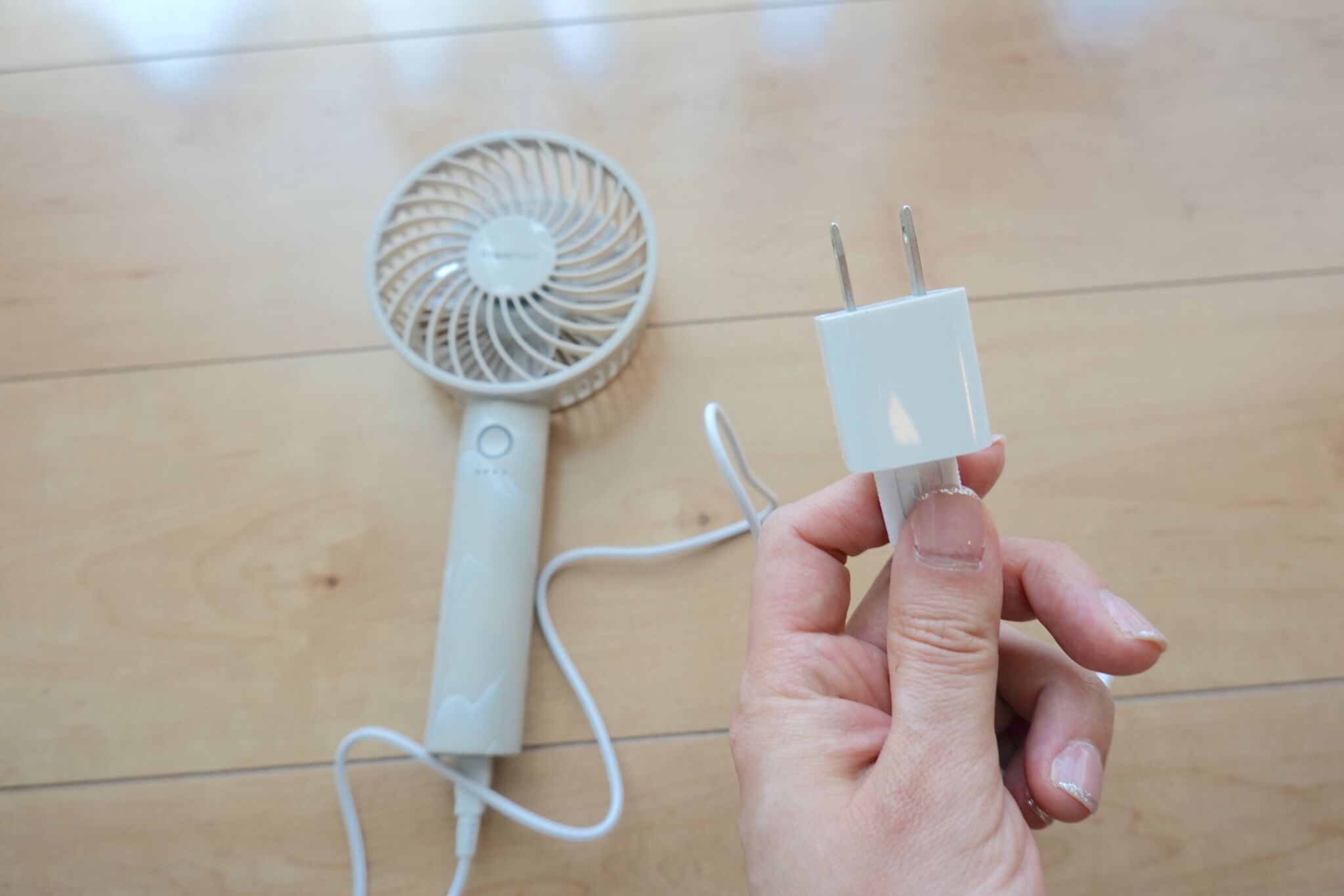 フランフラン フレ ハンディファンの使い方 充電方法