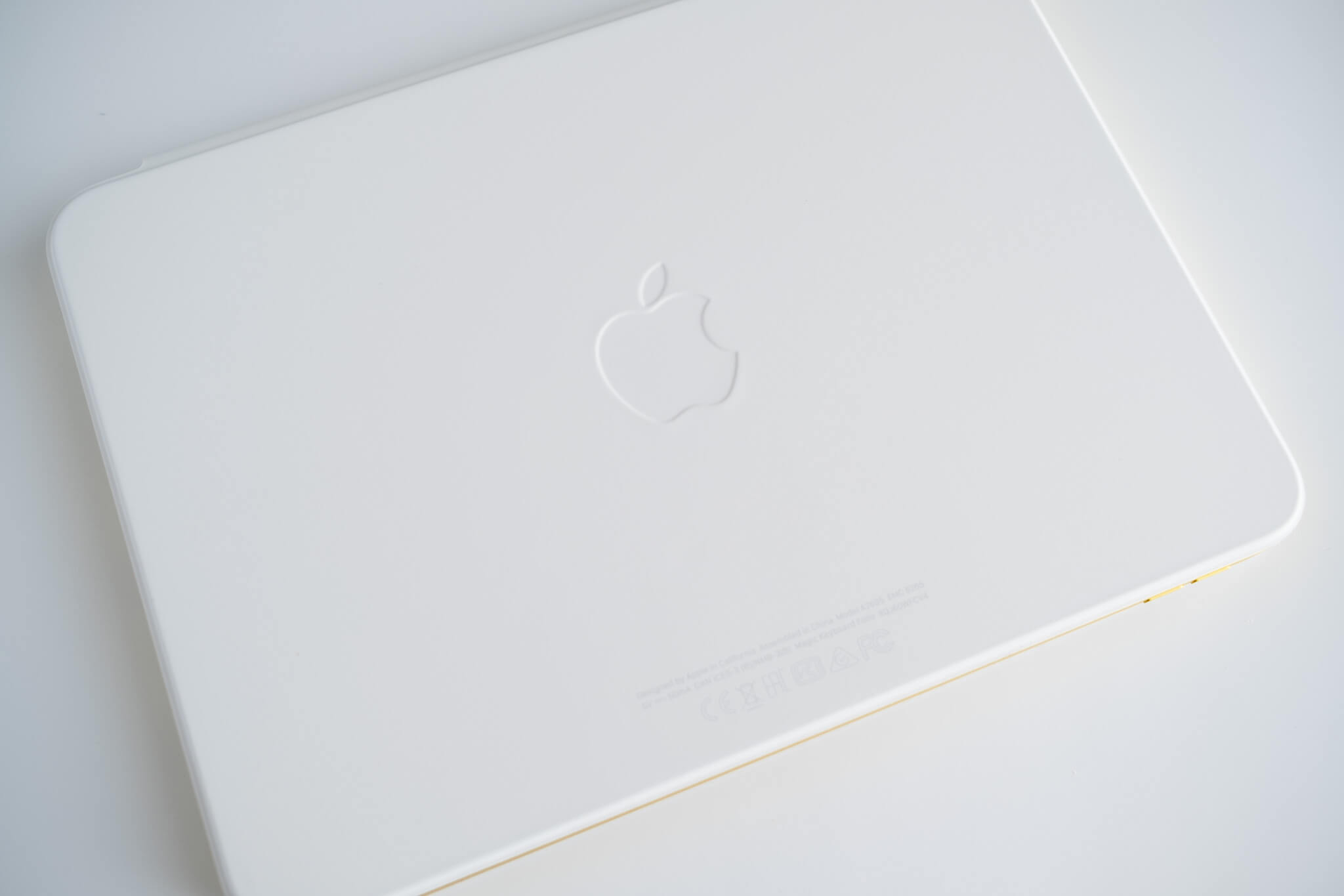 Magic Keyboard Folioをレビュー!iPad(第10世代)のキーボード Magic Keyboard Folioをレビュー!iPad(第10世代)のキーボード