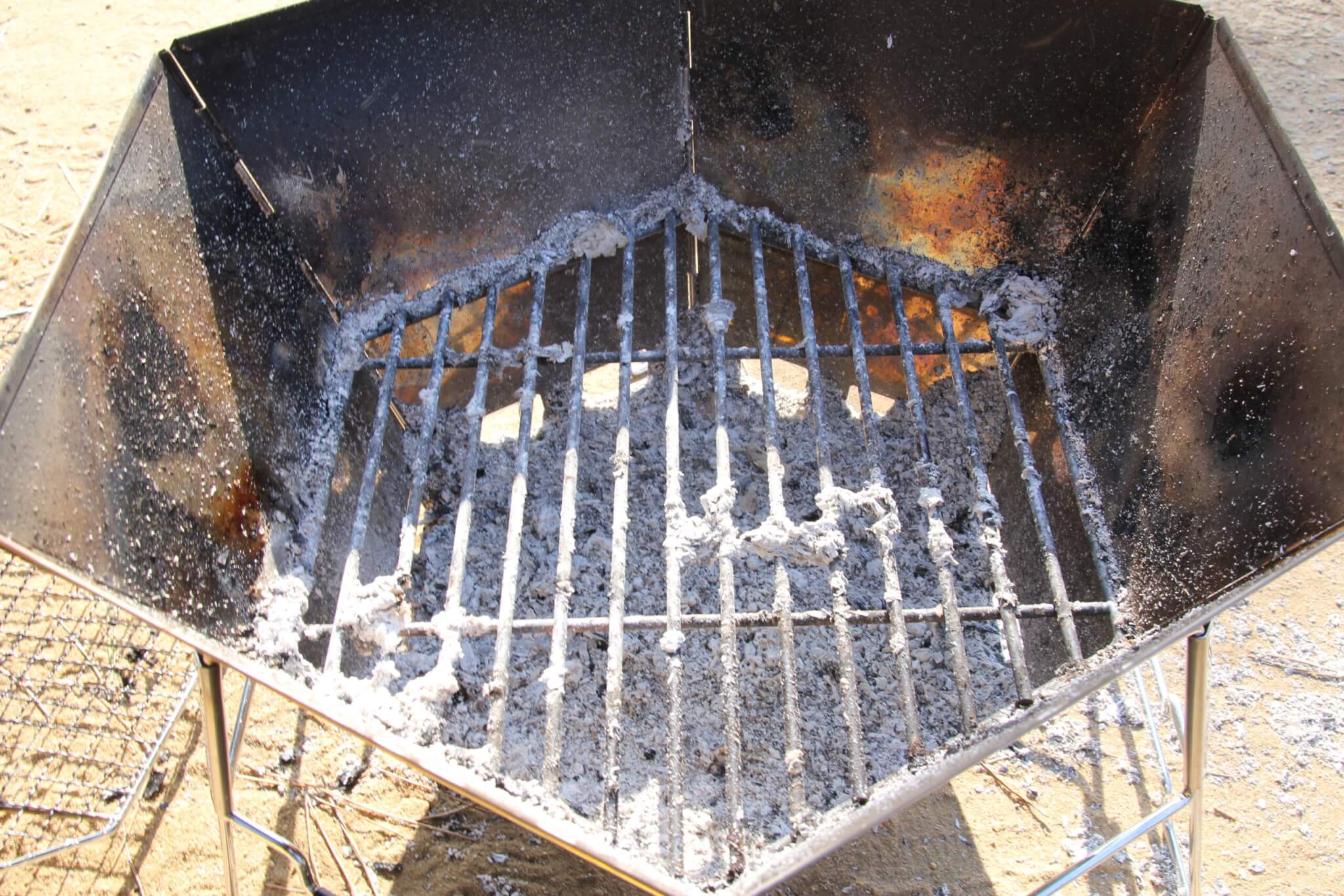 ヘキサステンレスファイアグリルの燃焼効率