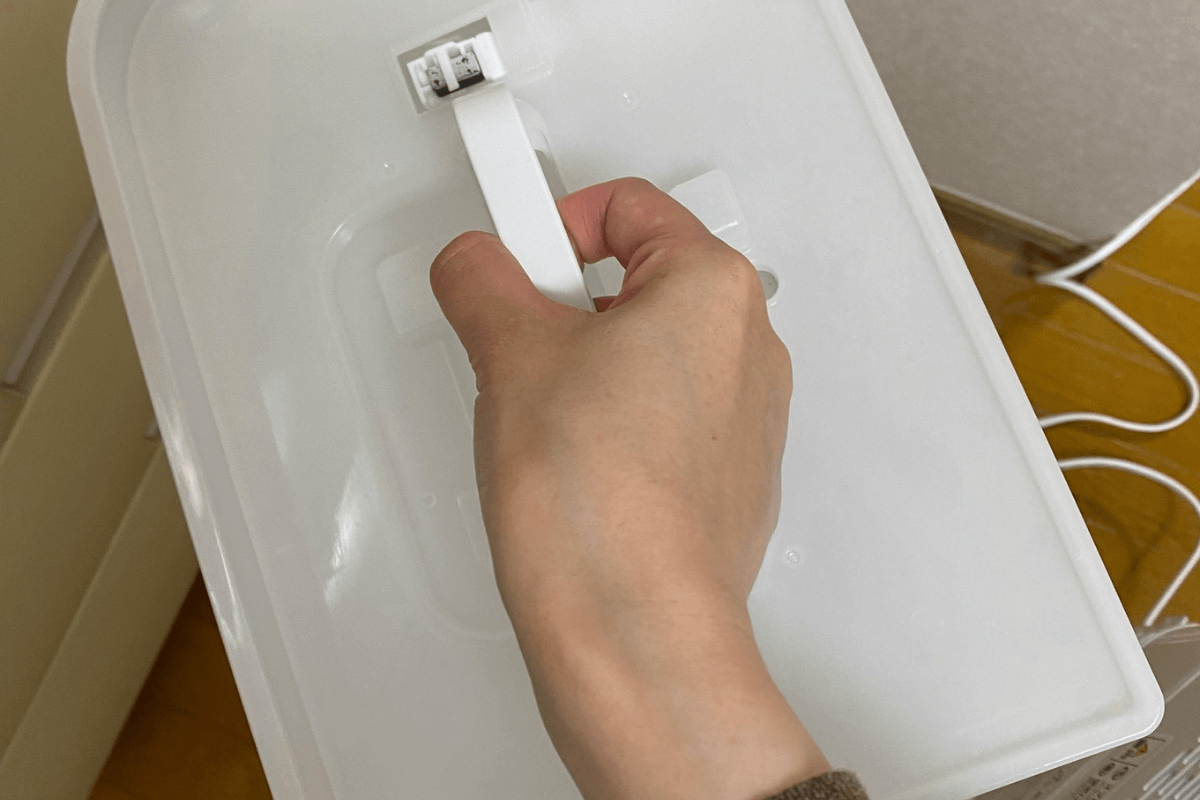 アイリスオーヤマ「サーキュレーター衣類乾燥除湿機IJDC-K80」を実際に使ってみた！排水タンクは3.5Lの大容量