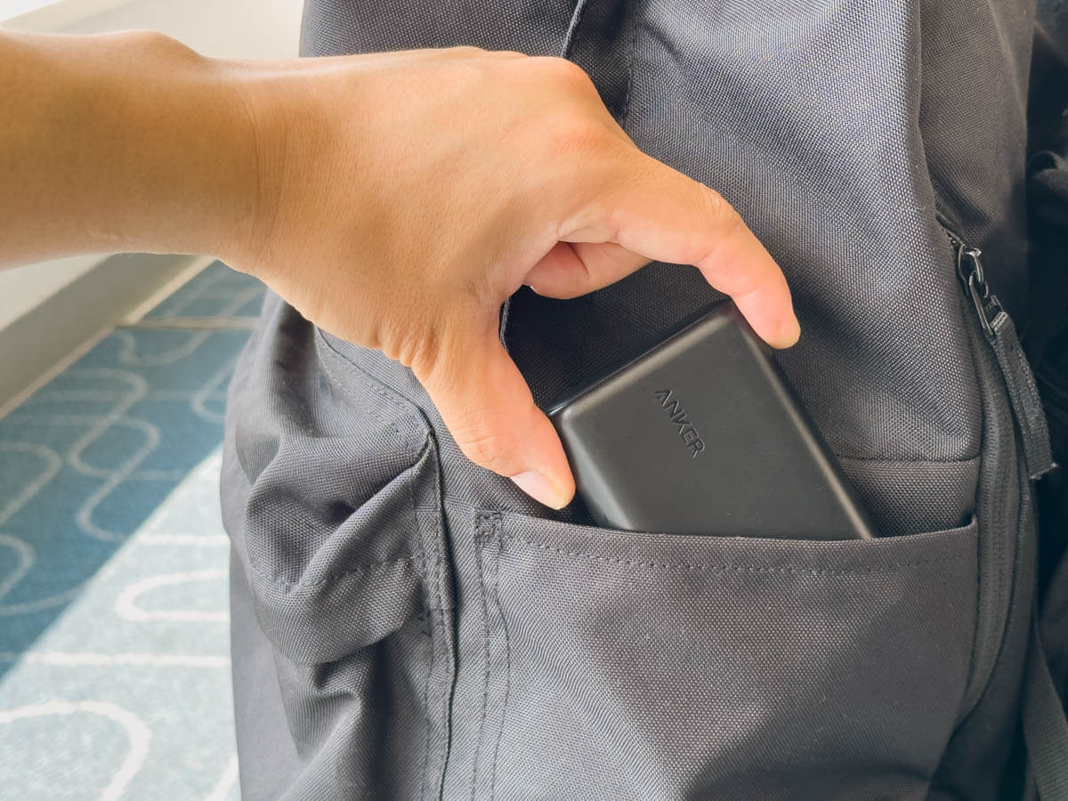 モバイルバッテリーは飛行機に預け入れできない