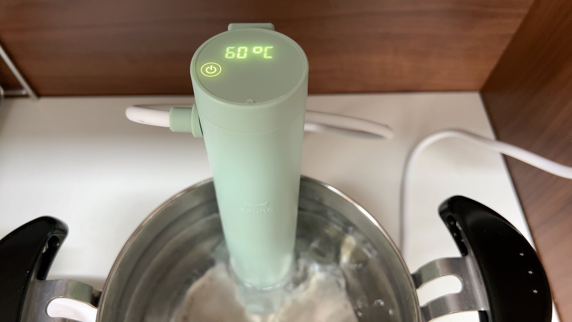 BRUNO コンパクト低温調理器 BOE099温度設定