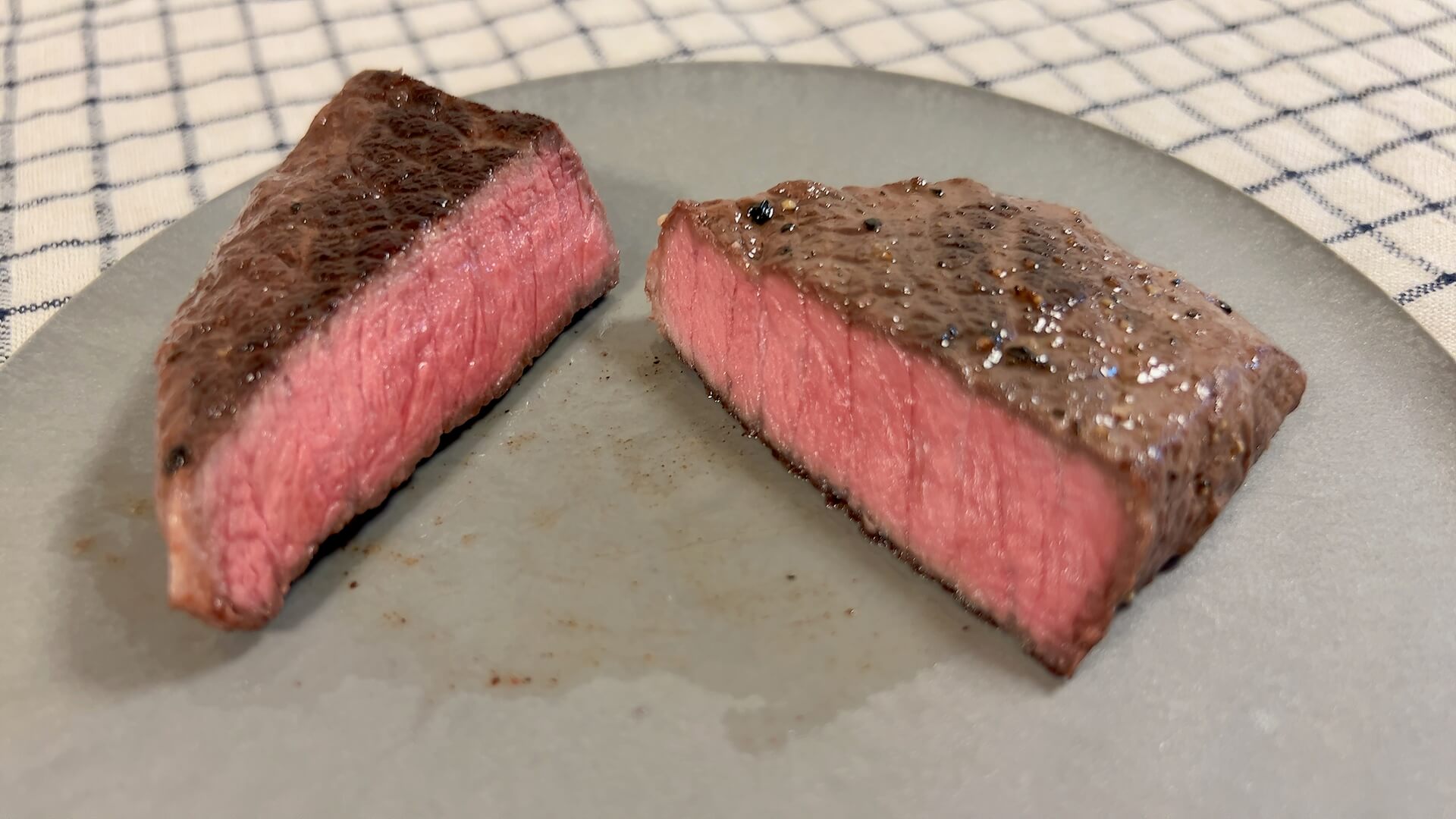 BRUNO コンパクト低温調理器 BOE099料理例牛ステーキ