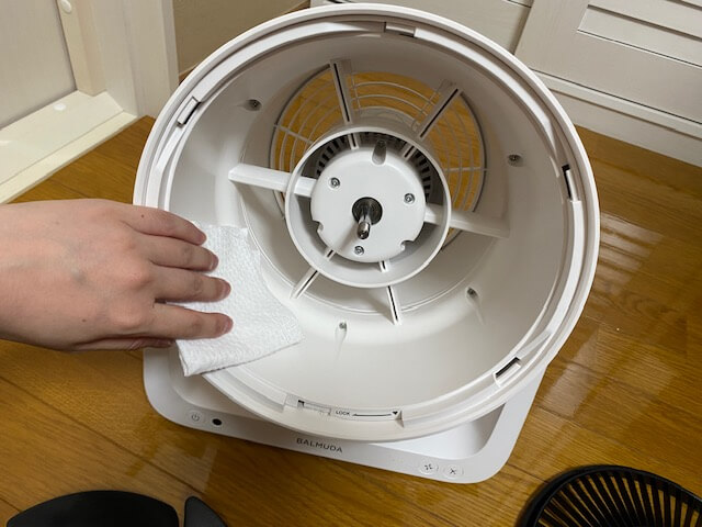 バルミューダ「GreenFan C2」使用レビュー 掃除