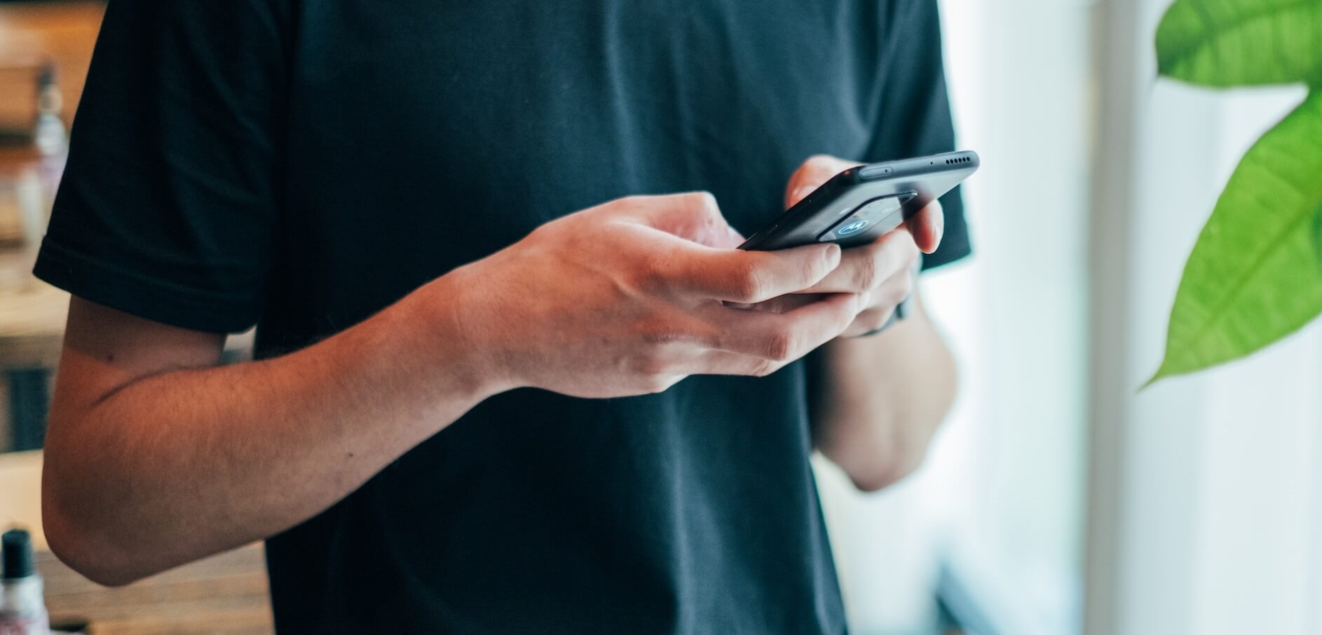 現在使用しているスマートフォンと比較して、最適なモデルを選ぼう