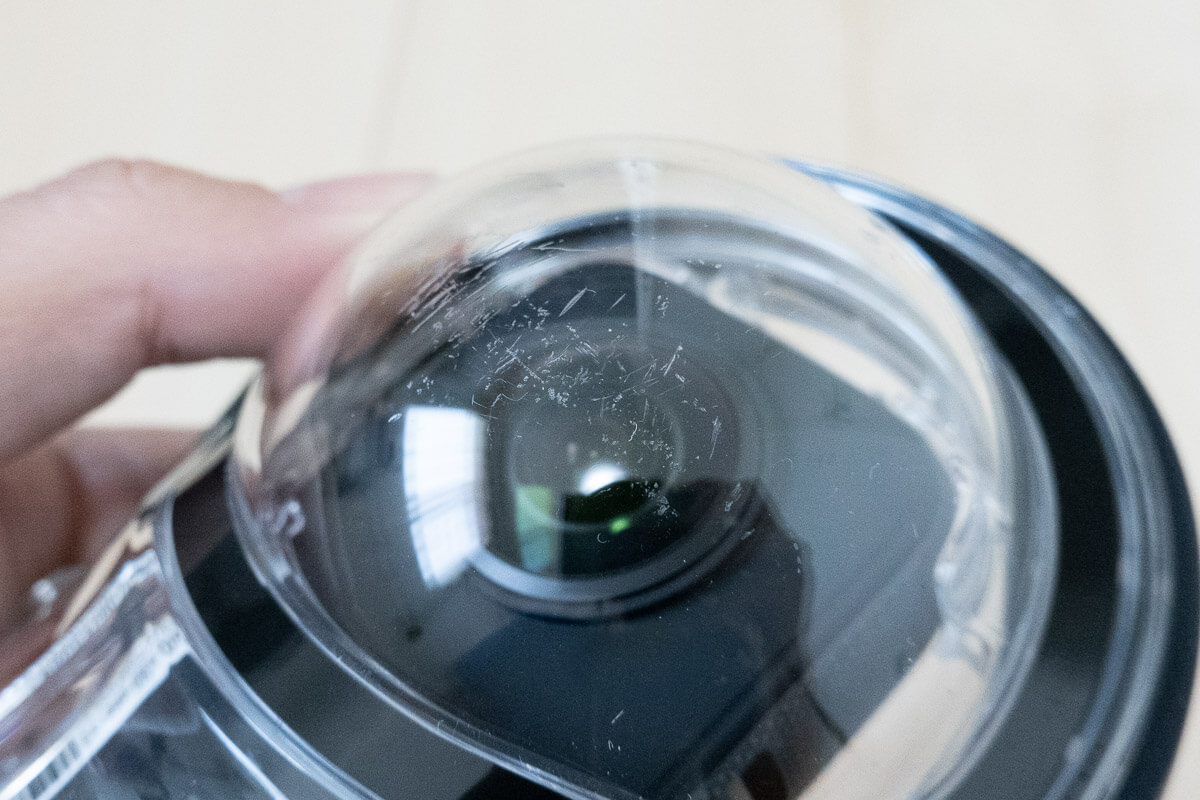「Insta360 X3」で水中撮影を試してわかった注意点やコツ ケースの小傷や発熱による曇りに注意