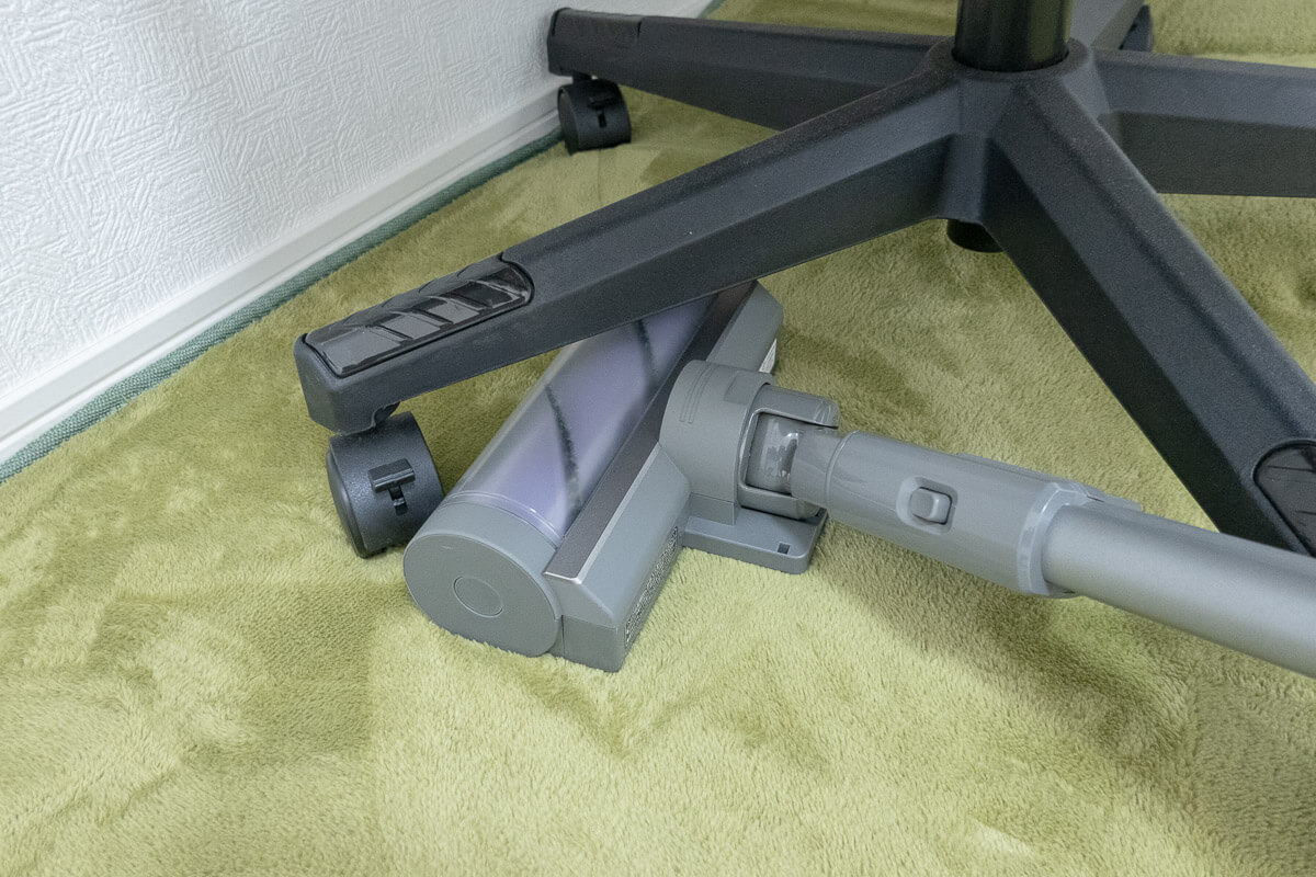 SUUZE (スウゼ)を使って家中の掃除をしてみた 軽さ・取り回しも良くスムーズ