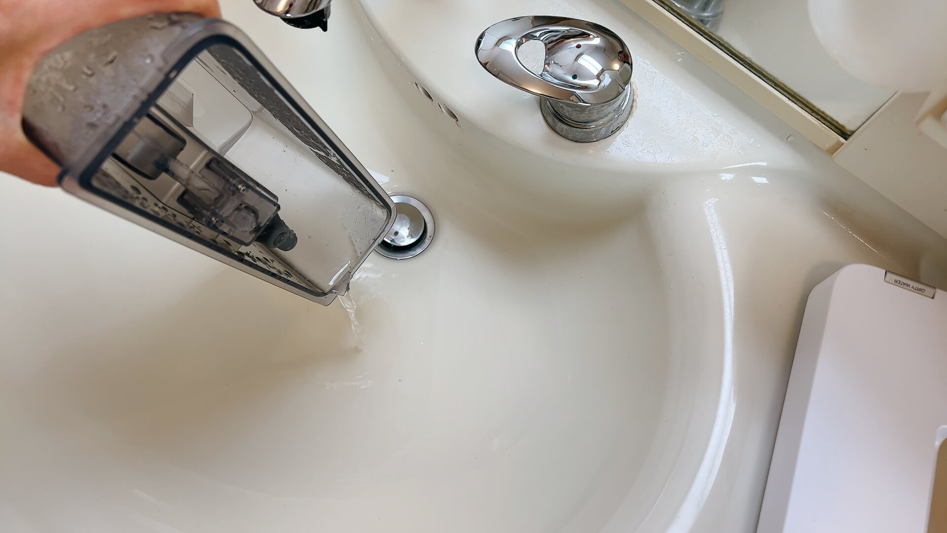 yeedi cube 汚水タンク排水