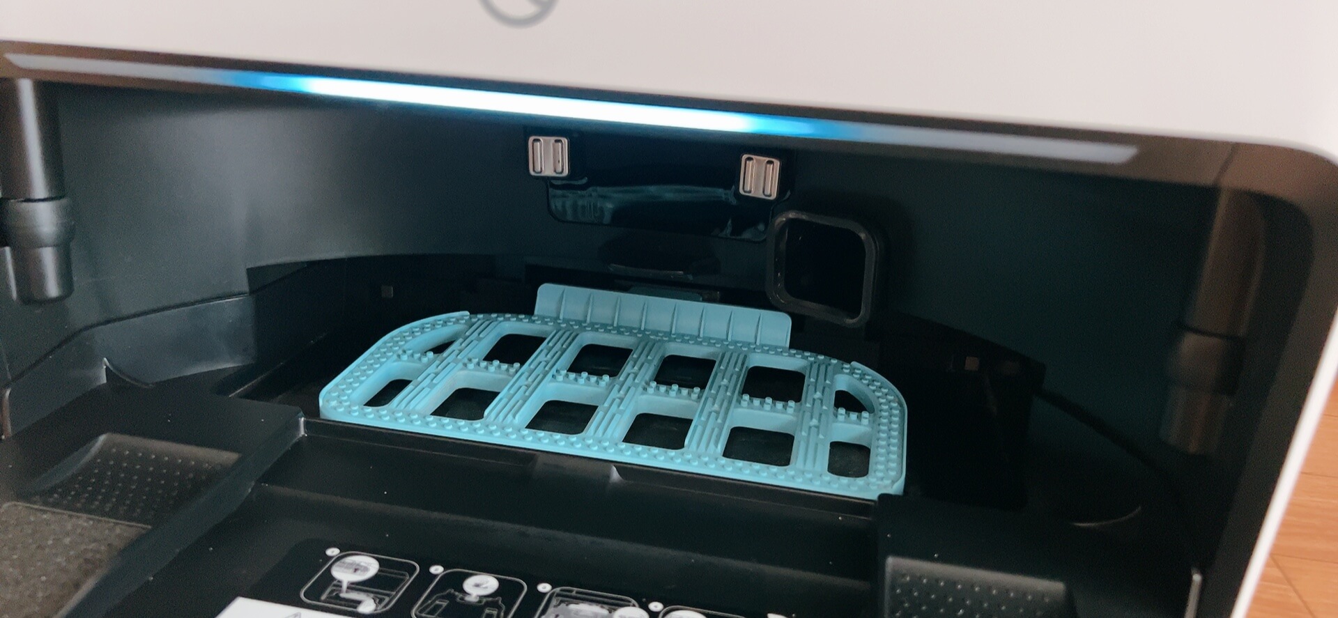 yeedi cube ロボット掃除機ステーション内部