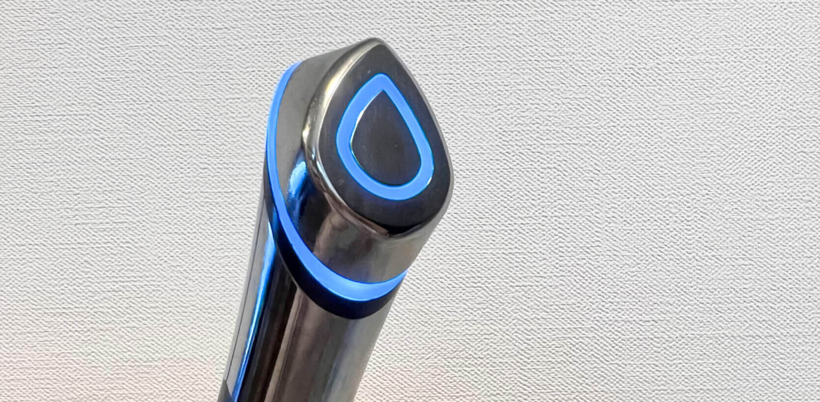 メディキューブの人気美顔器「スキンブースターショット」の使用 メディキューブの人気美顔器「スキンブースターショット」の使用