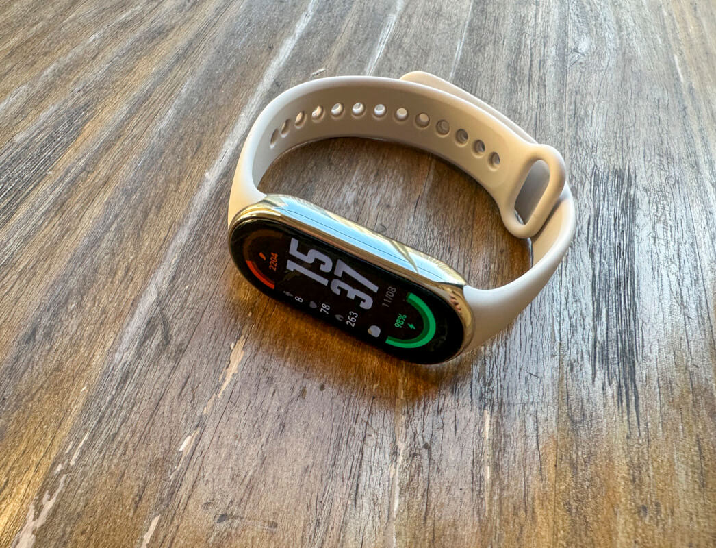 Xiaomi Smart Band 8を実際に使ってみた感想 ◯：クールな見た目と24時間でも大丈夫な着け心地が良い！