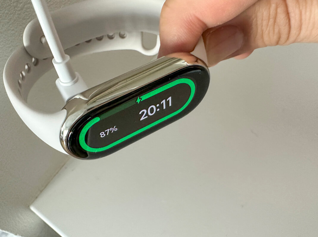Xiaomi Smart Band 8の特徴4つ 特徴②｜急速充電に対応